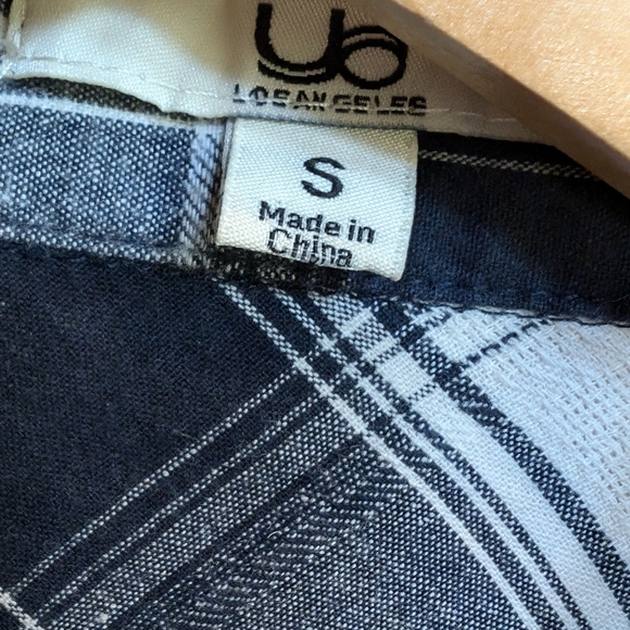 Ya Los Angeles Plaid Sleeveless Shirt Dress - Picture 3 of 7